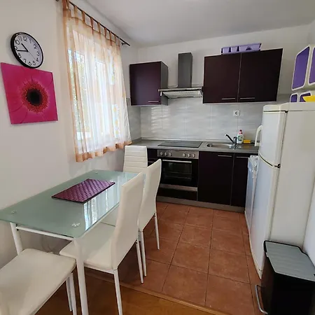 M&m Apartment