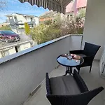 M&m * Baška