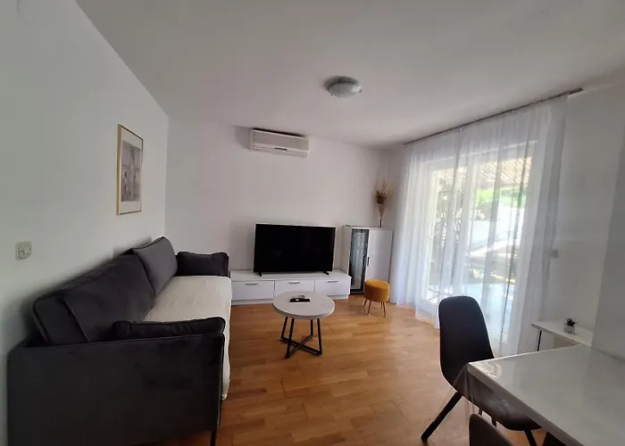 アパート M&m バスカ